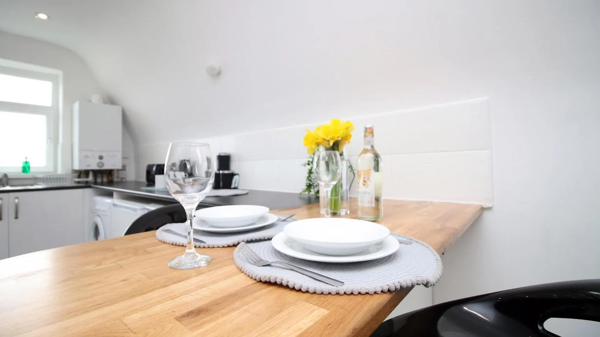 Perfect City Centre Apartment Free Permit Parking Cardiff